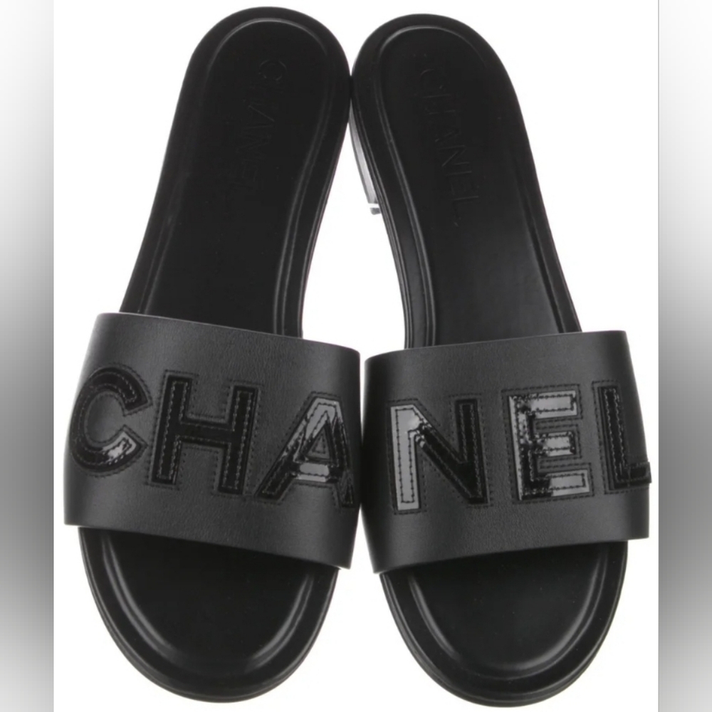 COPY - Chanel black sandle slides